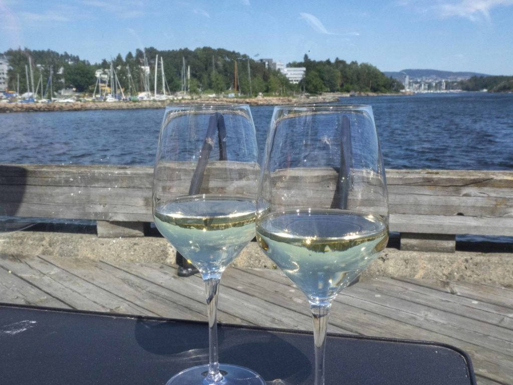 Uterestauranten Pier 31 på Lysaker Brygge