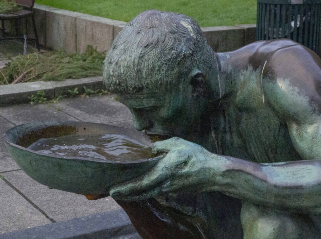 Bronseskulptur av Per Palle Storm